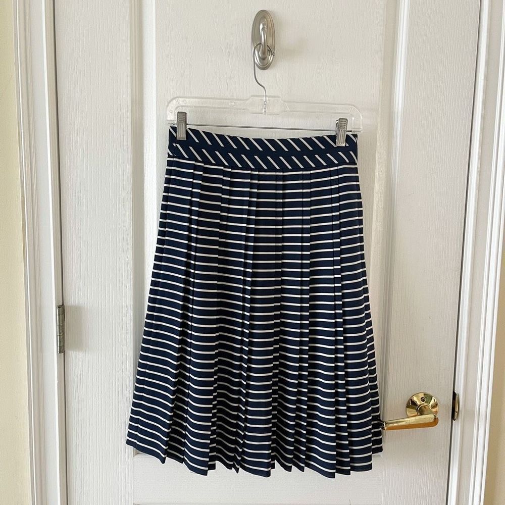 J.Crew 00 Navy and White Pleated MIDI Skirt with Sailor Stripes and Diagonal Wai